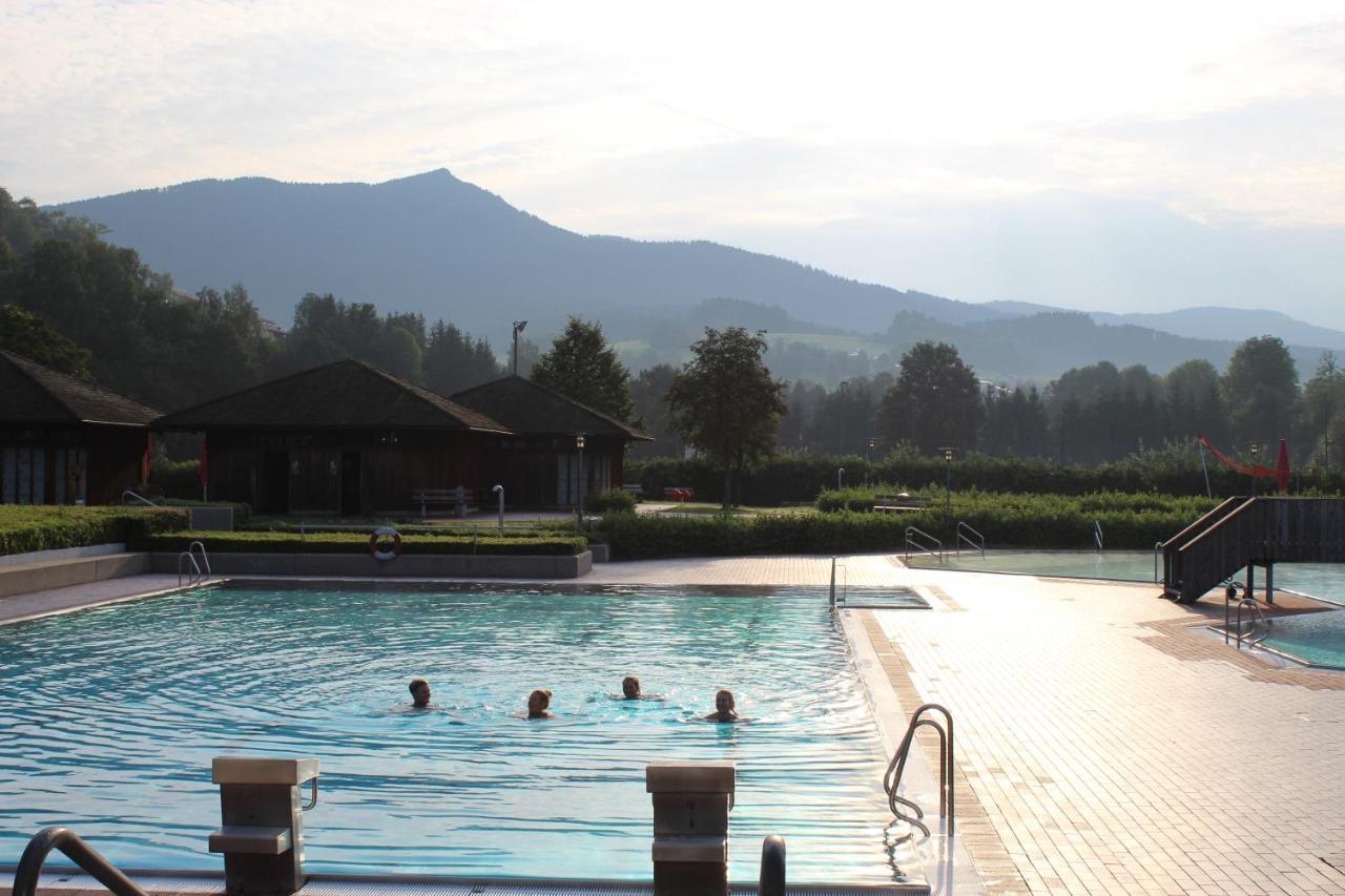 Wander Und Aktiv Hotel Roesslwirt Лам Экстерьер фото